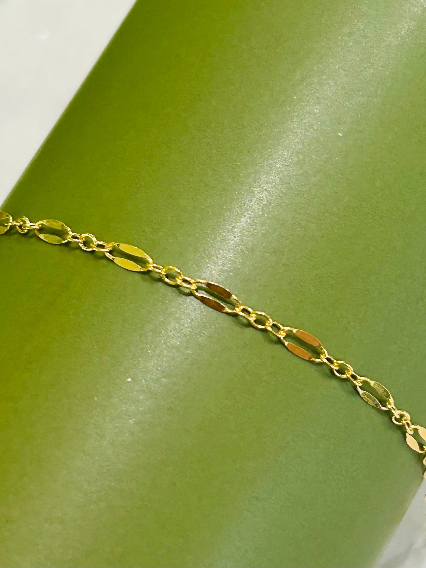 Mixed Dapped Chain Bracelet
