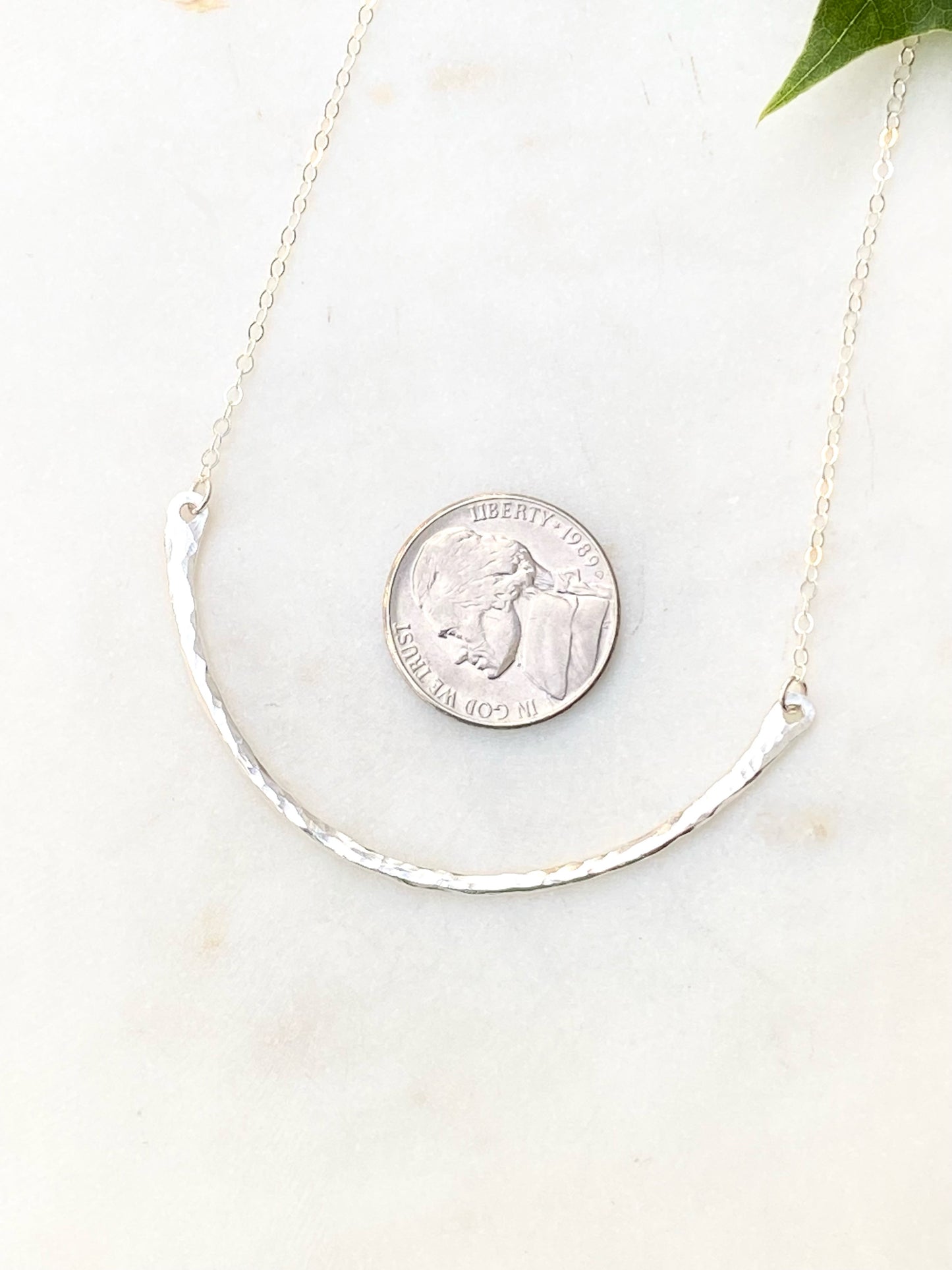 Arch Necklace