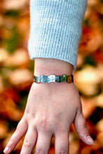 Load image into Gallery viewer, Wavy Cuff Bracelet