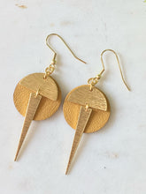 Load image into Gallery viewer, Leather/Metal Spike Earrings